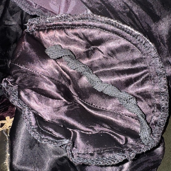 Scott McClintock Purple Red Long Sleeve Velvet Dress. Modern size medium - Picture 6 of 11